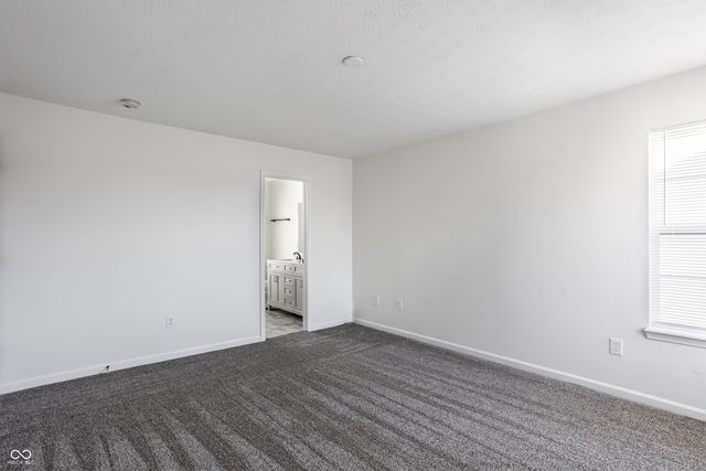 5670 Congressional Place, Indianapolis, IN 46235