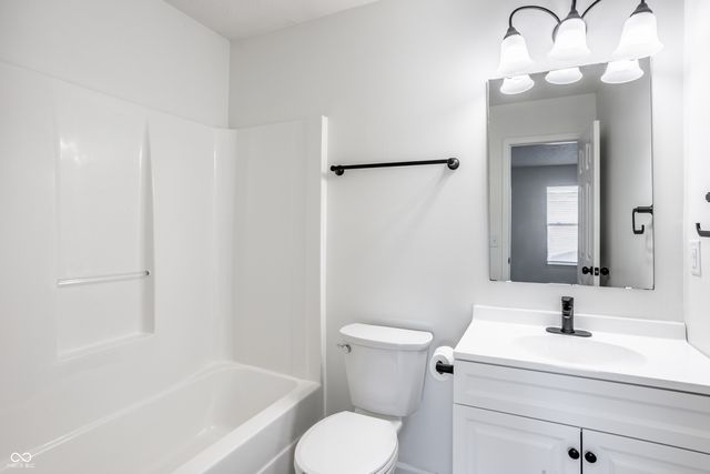 5670 Congressional Place, Indianapolis, IN 46235