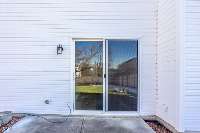 5670 Congressional Place, Indianapolis, IN 46235