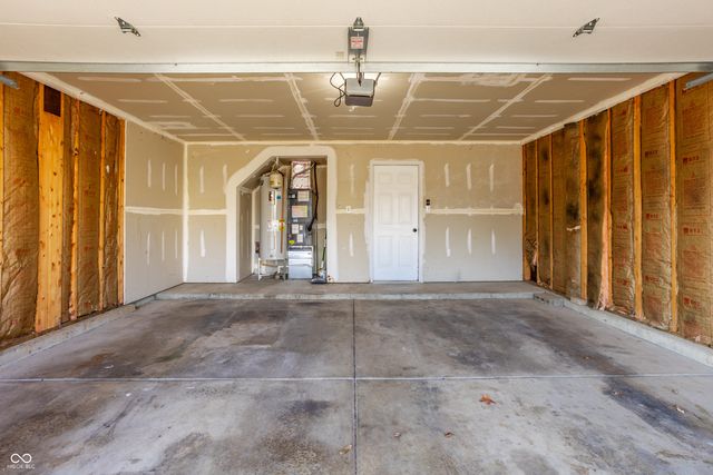 5670 Congressional Place, Indianapolis, IN 46235