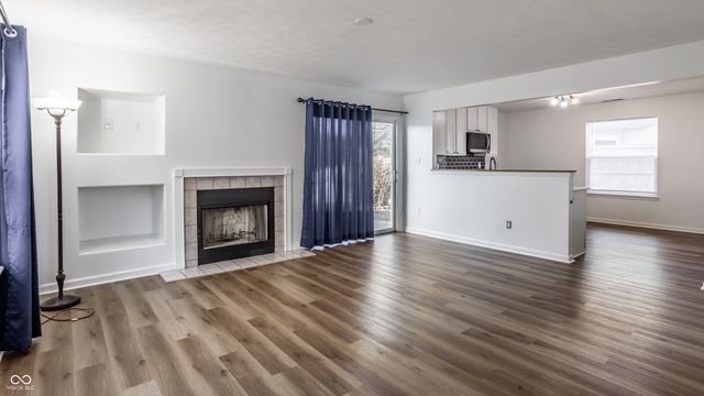 5670 Congressional Place, Indianapolis, IN 46235