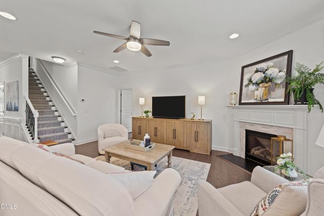 734 Kerr Lake Drive, Fuquay Varina, NC 27526