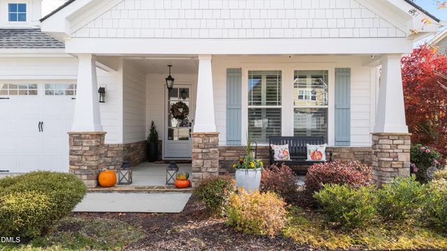 734 Kerr Lake Drive, Fuquay Varina, NC 27526