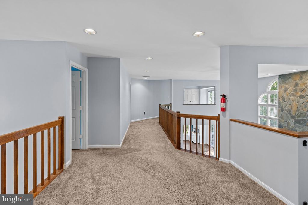 Image 30 of property listing at 10652 QUARTERSTAFF RD, Columbia, MD 21044