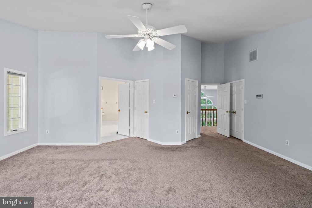 Image 35 of property listing at 10652 QUARTERSTAFF RD, Columbia, MD 21044