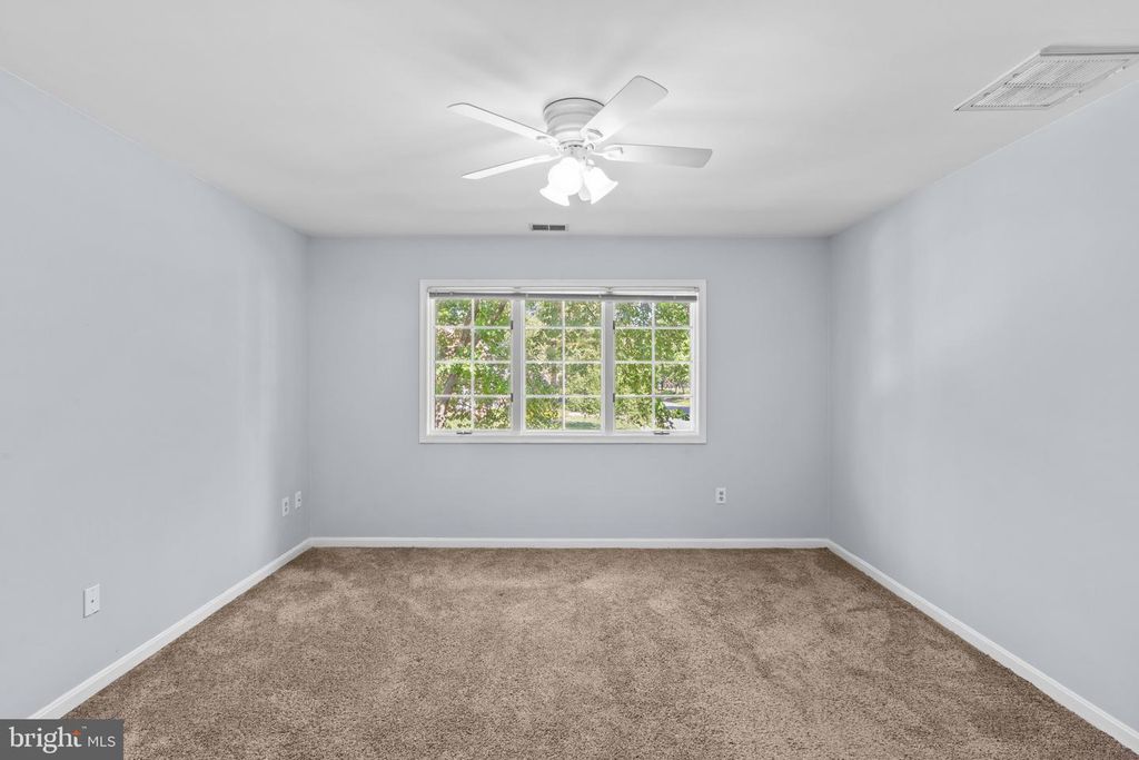 Image 48 of property listing at 10652 QUARTERSTAFF RD, Columbia, MD 21044