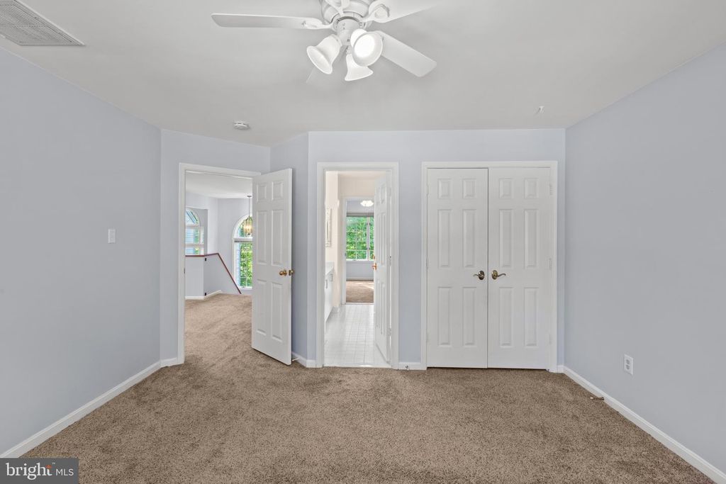 Image 50 of property listing at 10652 QUARTERSTAFF RD, Columbia, MD 21044