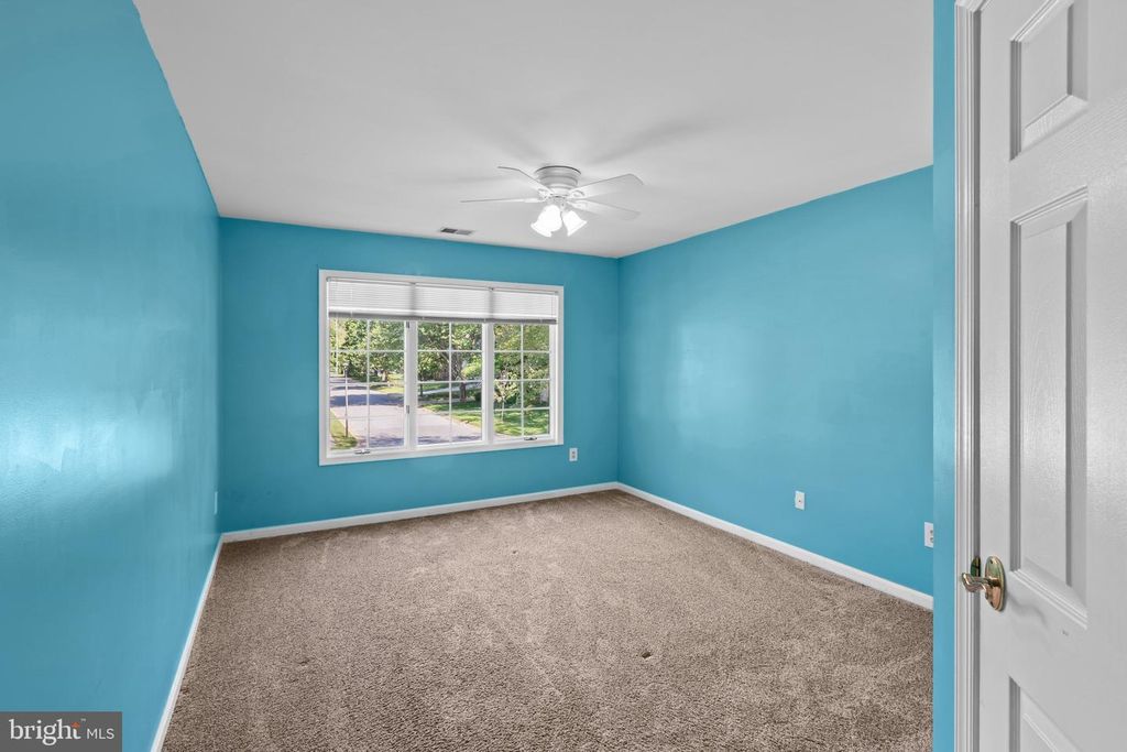 Image 51 of property listing at 10652 QUARTERSTAFF RD, Columbia, MD 21044