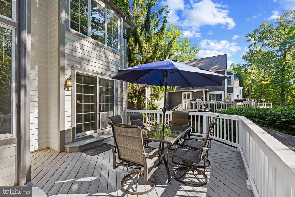 Image 74 of property listing at 10652 QUARTERSTAFF RD, Columbia, MD 21044