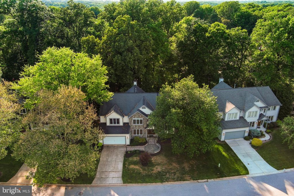 Image 78 of property listing at 10652 QUARTERSTAFF RD, Columbia, MD 21044