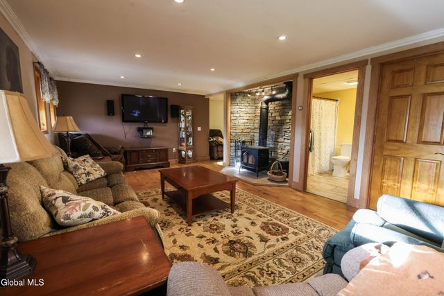 166 Stanton Road, Coeymans, NY 12046