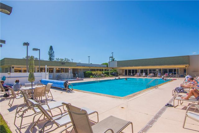 36 Vista Gardens Trail 205, Vero Beach, FL 32962