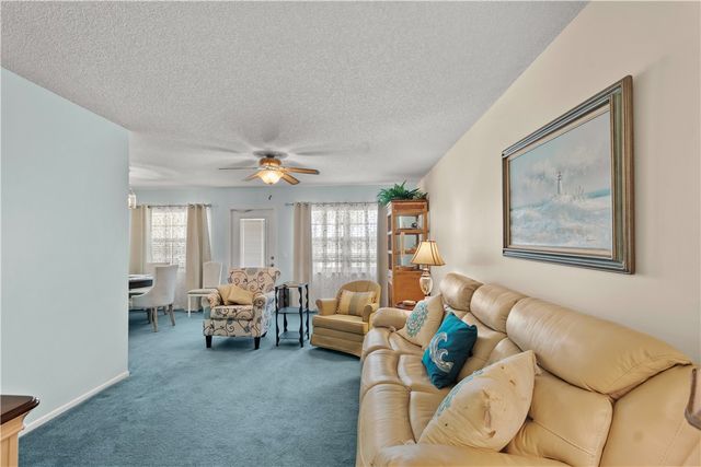 36 Vista Gardens Trail 205, Vero Beach, FL 32962