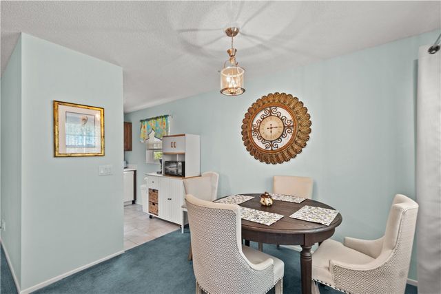 36 Vista Gardens Trail 205, Vero Beach, FL 32962