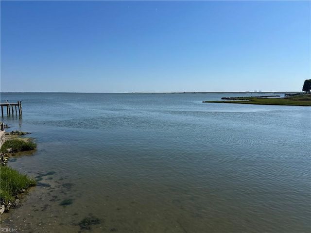 5028 Bay CIR, Suffolk, VA 23435