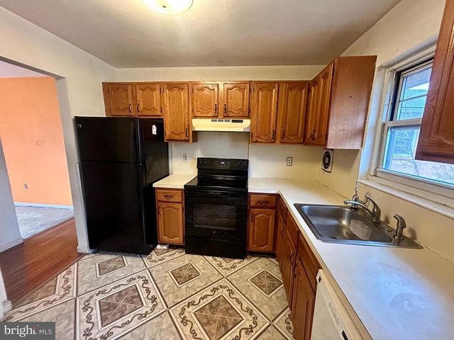 115J THE ORCHARD, East Windsor, NJ 08512