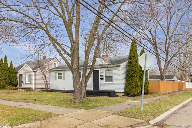 17204 Euclid Avenue, Allen Park, MI 48101