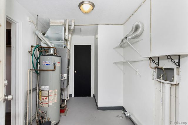 17204 Euclid Avenue, Allen Park, MI 48101