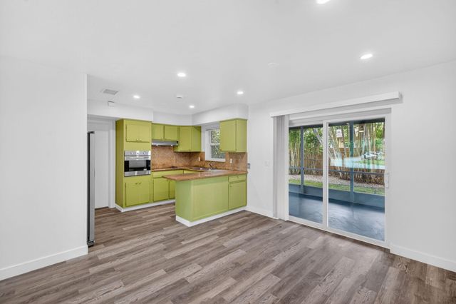 3140 NE 9th Avenue, Pompano Beach, FL 33064