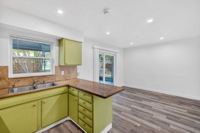 3140 NE 9th Avenue, Pompano Beach, FL 33064