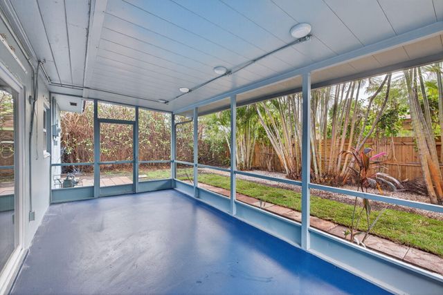 3140 NE 9th Avenue, Pompano Beach, FL 33064