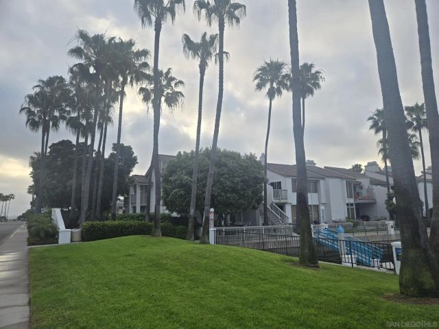 101 Kingston Court West, Coronado, CA 92118