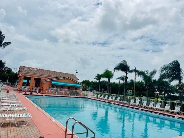2811 SE 17th Avenue 110, Homestead, FL 33035