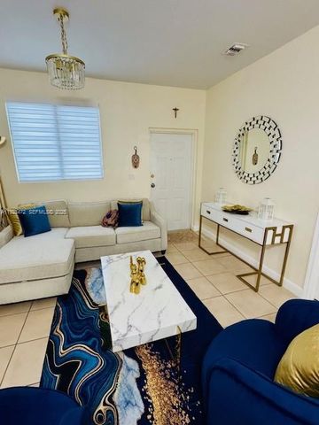 2811 SE 17th Avenue 110, Homestead, FL 33035