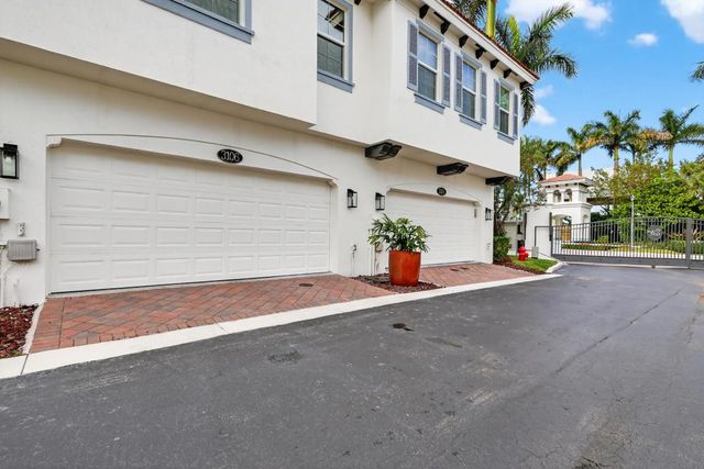 3106 Waterside Circle, Boynton Beach, FL 33436