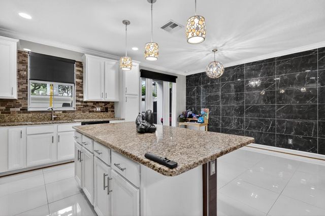 3106 Waterside Circle, Boynton Beach, FL 33436