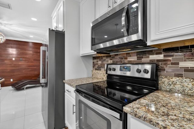 3106 Waterside Circle, Boynton Beach, FL 33436