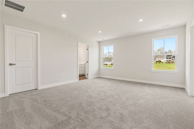 125 Olivia Drive, Nottingham, PA 15330