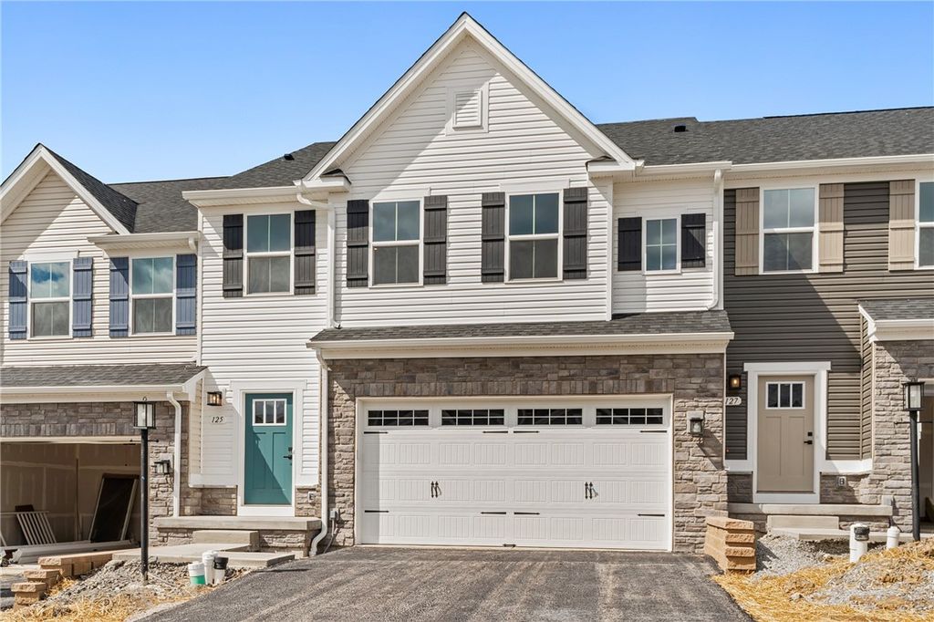 125 Olivia Drive, Nottingham, PA 15330