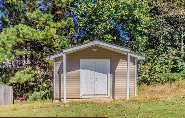 2061 Wildcat Cliffs Lane, Lawrenceville, GA 30043