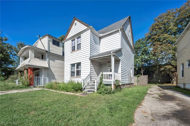 10631 Dupont Avenue, Cleveland, OH 44105