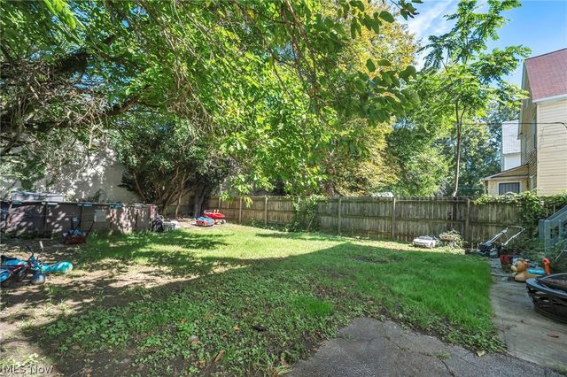 10631 Dupont Avenue, Cleveland, OH 44105