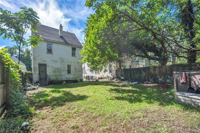10631 Dupont Avenue, Cleveland, OH 44105