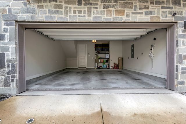 5485 Beecher Street, Dallas, TX 75209