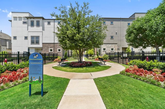 5485 Beecher Street, Dallas, TX 75209