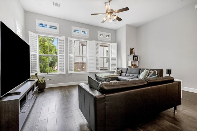 5485 Beecher Street, Dallas, TX 75209