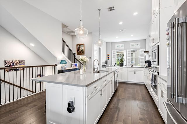5485 Beecher Street, Dallas, TX 75209