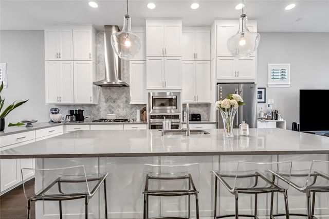 5485 Beecher Street, Dallas, TX 75209