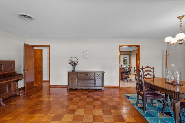 225 N Amburn Road, Texas City, TX 77591