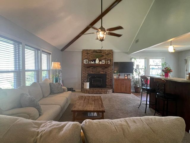 1655 COUNTRY CLUB RD, Somerville, TN 38068