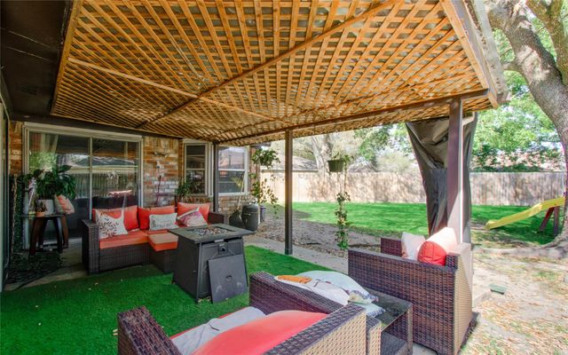 3290 Hunters Glen Drive, Missouri City, TX 77459