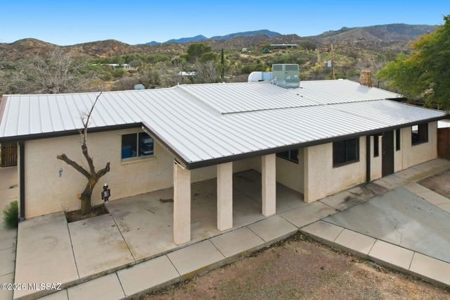 3890 E Defiance Street, Oracle, AZ 85623
