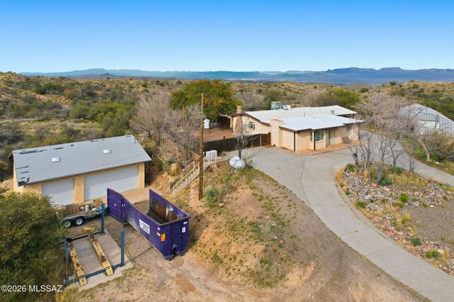 3890 E Defiance Street, Oracle, AZ 85623