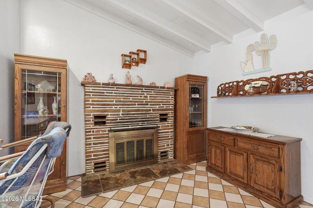 3890 E Defiance Street, Oracle, AZ 85623