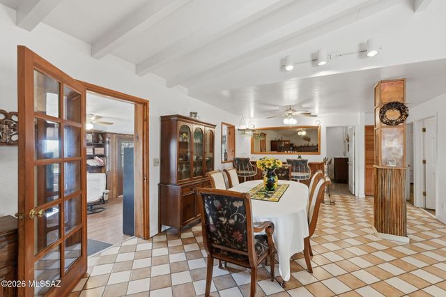 3890 E Defiance Street, Oracle, AZ 85623