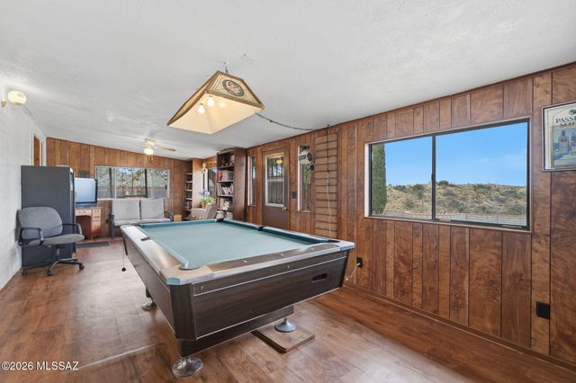 3890 E Defiance Street, Oracle, AZ 85623